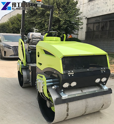 vibrating road roller