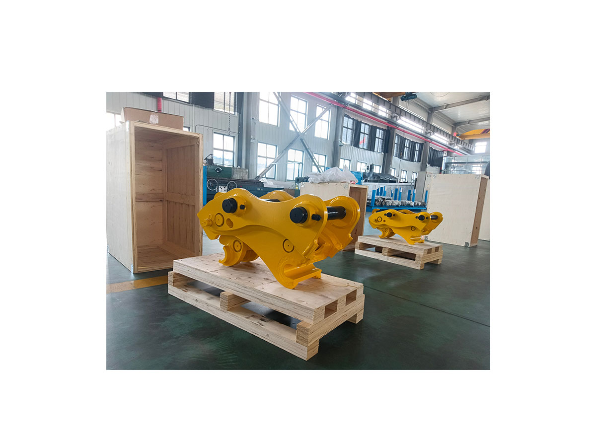 YG Machinery's mini excavator quick attach