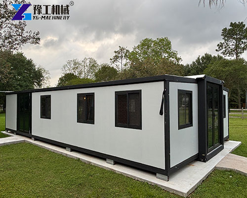 container foldable house in backyard