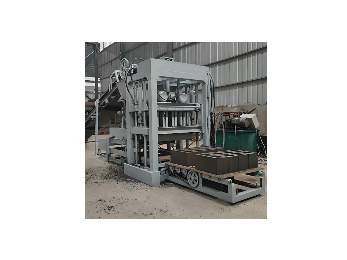 YG Machinery's auto bricks machine