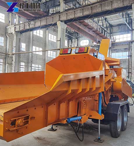 mobile wood chipper from YG