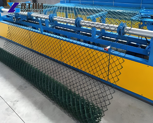 automatic chain link fencing machine
