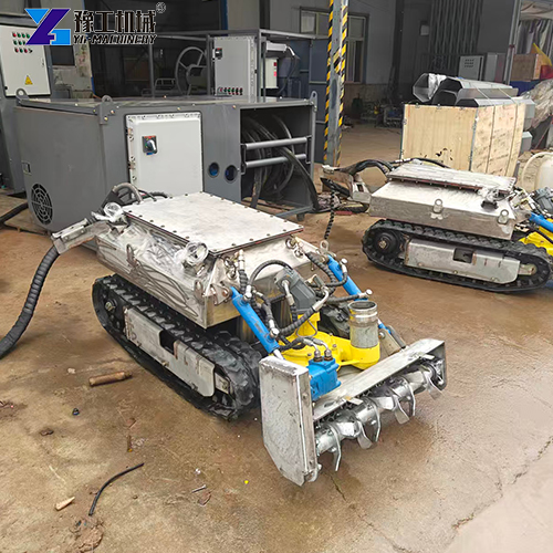 remote controlled sludge tank cleaning robot